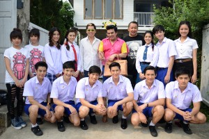 11 ภาพหมู่
