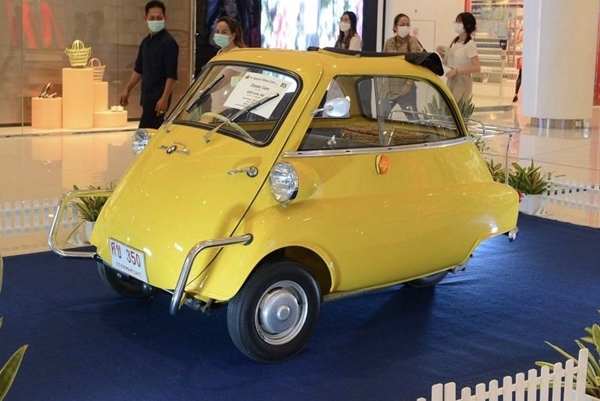 Vintage Car 44