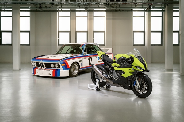 BMW_M_1000_RR
