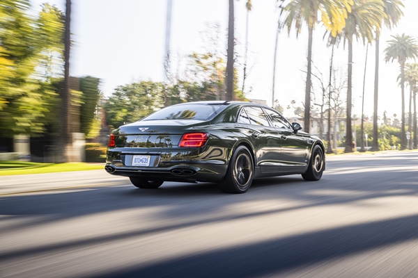 Flying Spur Hybrid