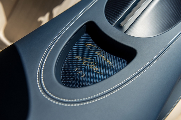 Bugatti-Chiron-LEbe