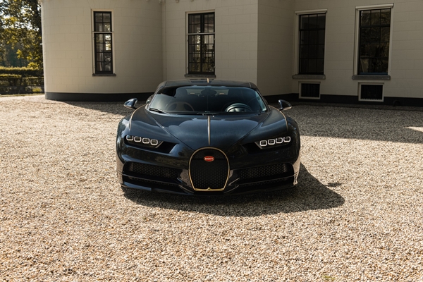Bugatti-Chiron-LEbe