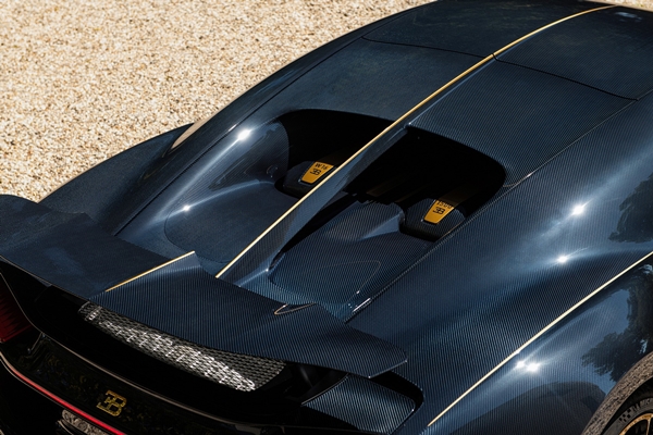 Bugatti-Chiron-LEbe