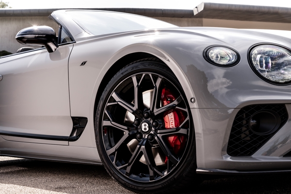 Bentley Continental GT and GTC S