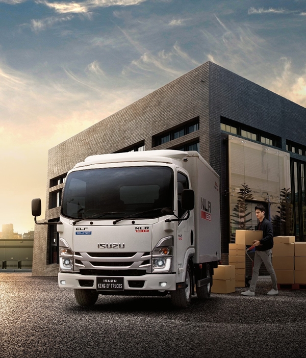 ISUZU ELF NLR130