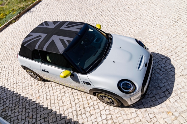 MINI Cooper SE Convertible
