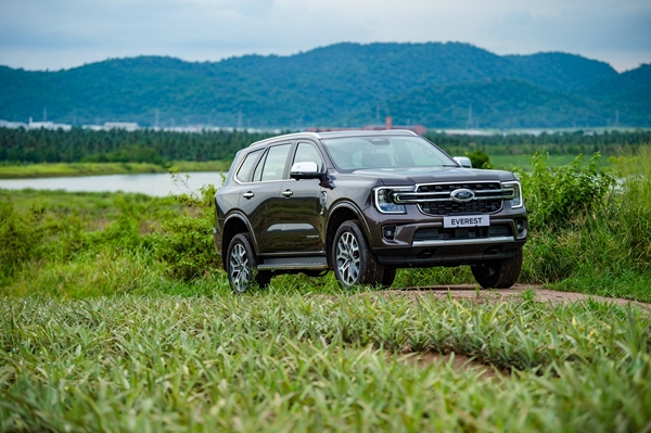 Ford Everest Titanium+ 4x2