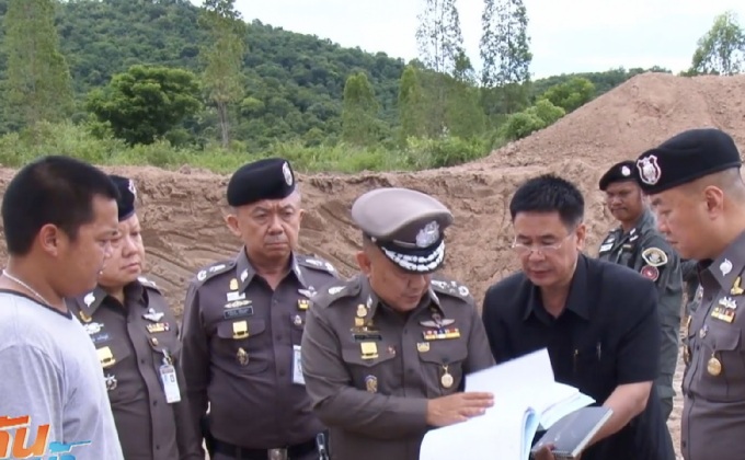รอง ผบ.ตร.ลุยสอบเอกชนรุกที่-ลอบขุดทราย 
