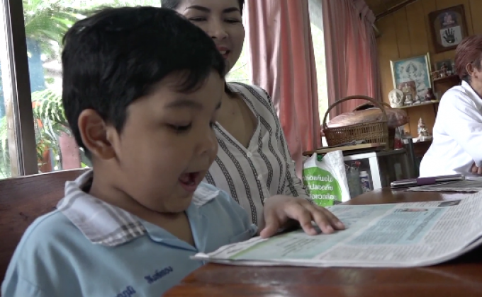 หนูน้อยอัจฉริยะ 3 ขวบ พูดอังกฤษไฟแลบ