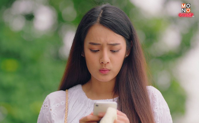 วาว พราวภิชณ์ษา หนีกรุงอลหม่าน เจอ ผู้ใหญ่บ้านฟินแลนด์ ในภาพยนตร์ ฮักล้นไห หัวใจนายเกิบคีบ