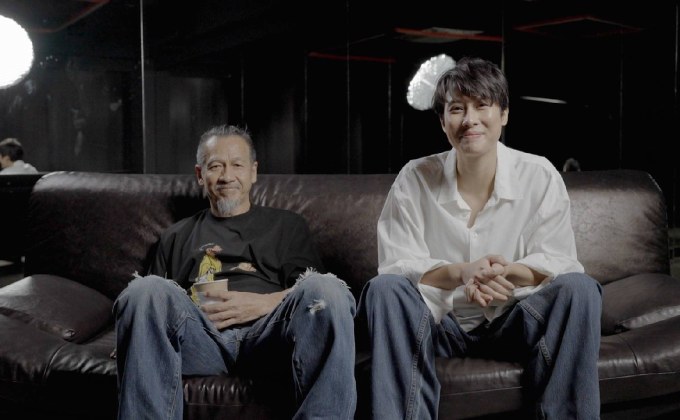 ล้วงหมดเปลือก เปิดจากปากผู้กำกับ “อ๊อฟ พงษ์พัฒน์” และ “บีบี – เอกนรี” กว่าจะเป็น “ห่าก้อม” ภาพยนตร์สยองยืนหนึ่งพร้อมตีแผ่เรื่องราวอีกมุมของสังคม!!
