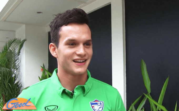 มิก้า แนวรับลูกครึ่งไทย-เวลส์ คัมแบ็ค ทีมชาติไทย