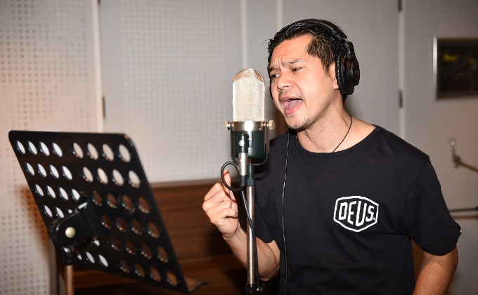 “เต๋า สมชาย” หวนจับไมค์ ร้องเพลงประกอบซีรี่ส์ “ตี๋ใหญ่ ดับ ดาว โจร”