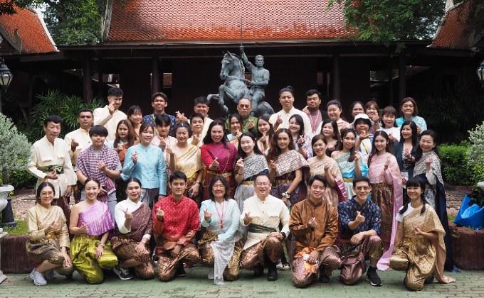 ทีเส็บชวนเปิดเส้นทางสายไมซ์ใหม่โลว์คาร์บอน ดึง Soft Power ปลุกเสน่ห์สุพรรณบุรี จุดประกายกิจกรรมองค์กรทั่วไทยกับทริป “ยกทีมประชุม รุมรักเมืองไทย ภารกิจค้นหาคุณค่า ณ เส้นทางสายไมซ์ใหม่เมืองสุพรรณ” 