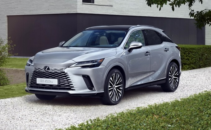 Lexus RX หน้าใหม่เตรียมต้อนรับรุ่น EV ในอนาคต พร้อมฟีเจอร์ล้ำ ๆ มากมาย