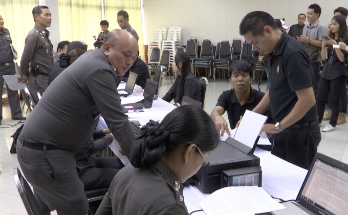 กรมธนารักษ์ดำเนินคดีบ้านรุกล้ำริมคลองลาดพร้าว