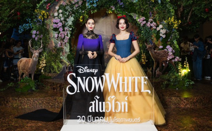“โบว์ เมลดา – นัท มีเรีย” นำทีมคนดังร่วมเดินแบบบนรันเวย์สุดอลังการใน Thailand Gala Premiere ภาพยนตร์ “Disney’s Snow White สโนว์ไวท์”