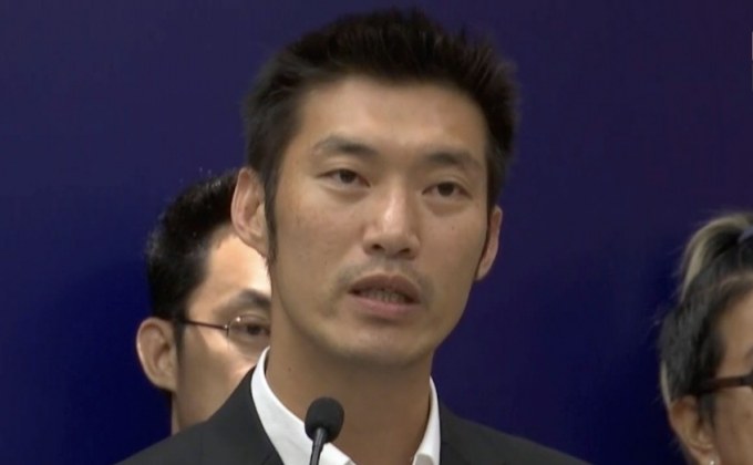 อนาคตใหม่ แถลงเรียกร้องนายกฯลาออกจากตำแหน่ง