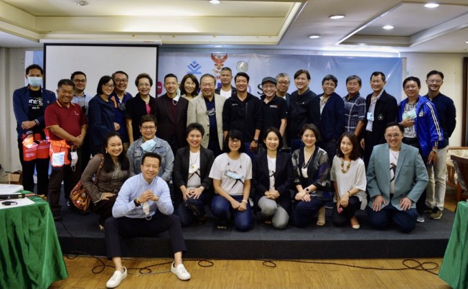 สัมมนาวิชาการกลุ่มที่ 3 หัวข้อ Social media กับสื่อมวลชน : เครื่องมือทำลายล้าง หรือสะท้อนความจริง