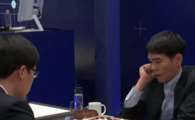 แชมป์หมากล้อมโลก พ่าย AlphaGo ปัญญาประดิษฐ์ของกูเกิล