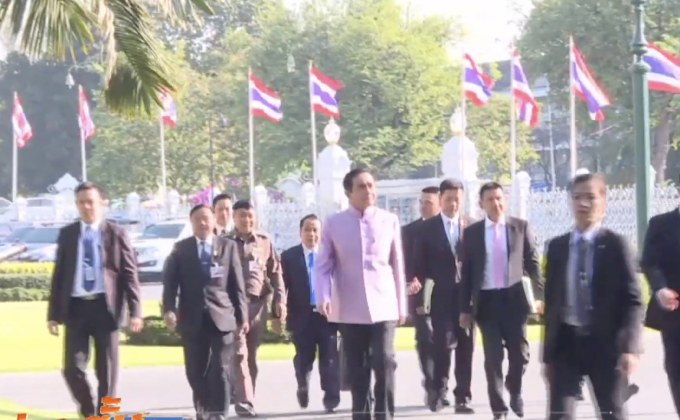 คสช.หารือเล็งผ่อนคลายให้พรรคการเมือง