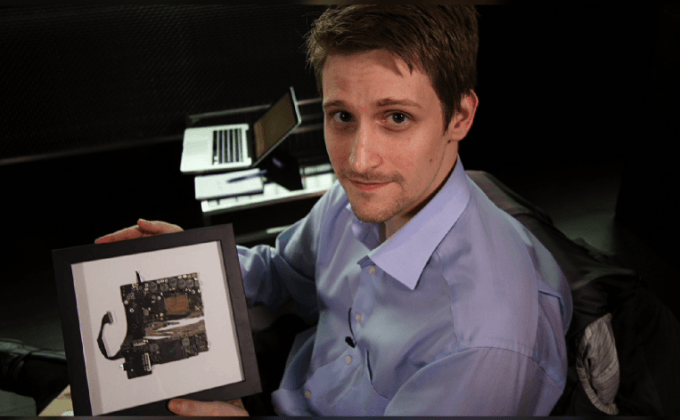 Snowden โชว์จุดยืน ไม่ได้หวังทำเงินกับแฟน “เอ็ดเวิร์ด สโนว์เดน”