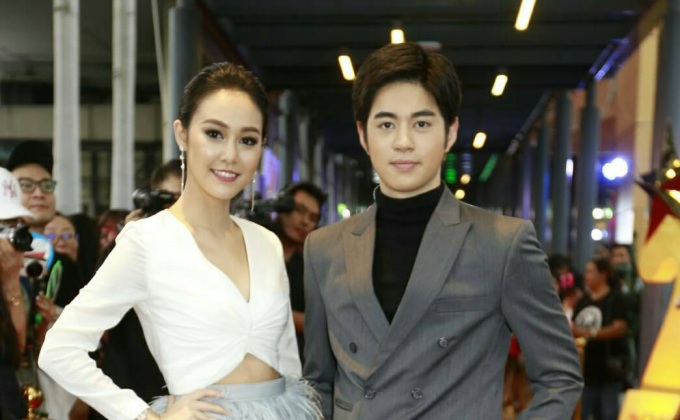 กัน – ทิชา ร่วมประกาศรางวัล “MAYA AWARDS 2017”