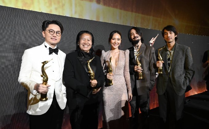“สุพรรณหงส์ ครั้งที่ 30…30 Young แจ๋ว” สุดคึกคัก!!! คนบันเทิงรับรางวัลเพียบ เพิ่มรางวัลพิเศษ “ภาพยนตร์ไทยยอดนิยม”