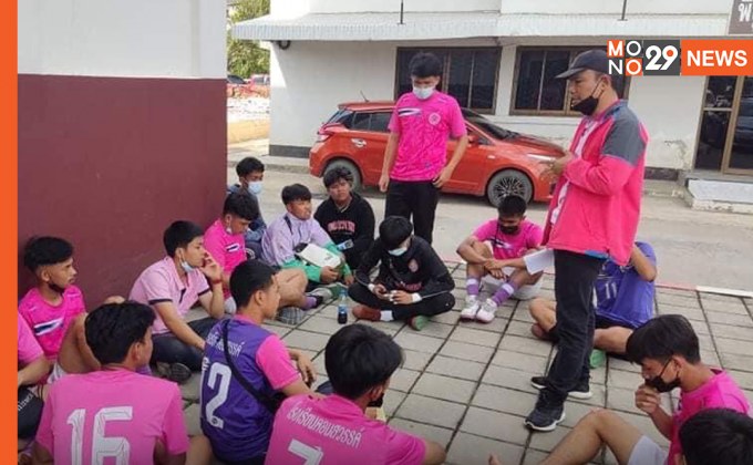 นักเรียนเศร้ายกทีม โจรแสบขโมยรองเท้าสตั๊ด ชวดแข่งฟุตบอล