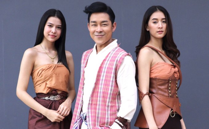 “โมโน ออริจินอลส์” ถือฤกษ์ดีรวมทีมนักแสดง สักการะองค์พระพิฆเนศก่อนเปิดกล้อง“ขุนแหย”