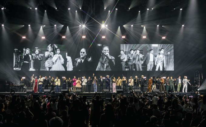 “พีธ พีระ” แท็กทีม 32+1 ศิลปินระดับตำนาน! เปิดไทม์แมชชีนระเบิดเวที “Hall of Friends Concert” ขนเพลงฮิตย้อนวัยสุดมัน!!!