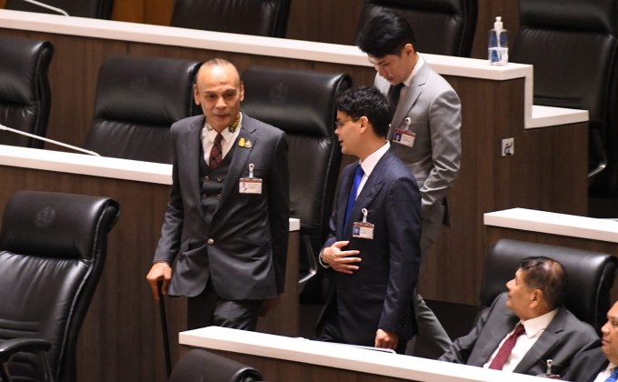 ประวัติ ชาดา ไทยเศรษฐ์ ส.ส.อุทัยธานี