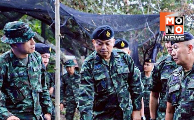 ผบ.ทบ. ตรวจเยี่ยมฐานภูมะเขือ กำชับทหารทำงานเต็มกำลัง