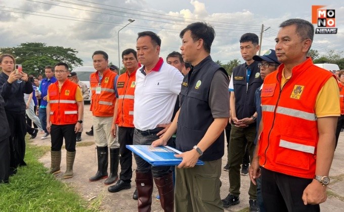 นายกรัฐมนตรี ห่วงใยเดินทางมอบถุงยังชีพช่วยเหลือผู้ประสบอุทกภัยในเขตอำเภอเมืองอุดรธานี พร้อมติดตามสถานการณ์น้ำเขื่อนห้วยหลวง