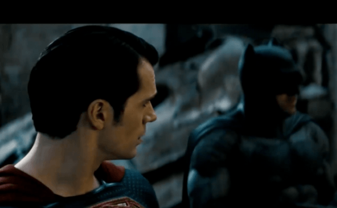 Batman v Superman หลุดตัวละครลับฮีโร่สาวอีกราย!