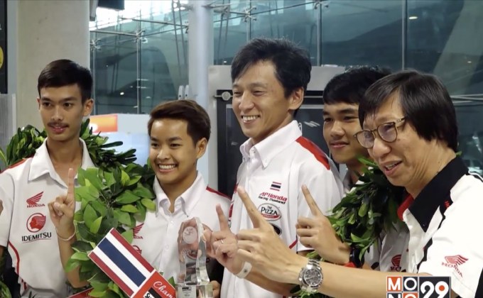 “มุกข์ลดา” สร้างสถิตินักบิดหญิงคนแรกคว้าแชมป์ซูซูกะ