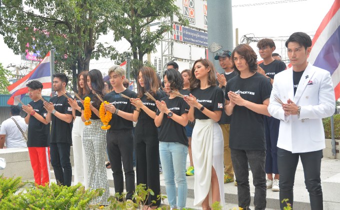 “บรู๊ค ดนุพร” หวนคืนจอแก้ว นำทีมบวงสรวงซีรี่ส์ “DIAMOND EYES 2” ช่อง MONO29