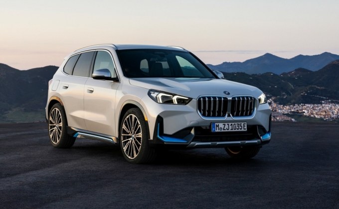 BMW iX1 เสริมทัพครอสโอเวอร์รุ่นใหม่ด้วยขุมพลังไฟฟ้า 313 แรงม้า