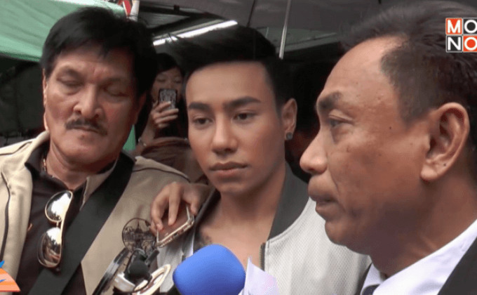 “มิตร มิตรชัย”เข้าพบตำรวจปฎิเสธโกงเงิน 35 ล้านบาท
