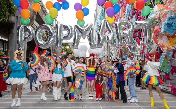 POP MART นำทีมชาวป๊อปกว่า 100 ชีวิต ร่วมเดินขบวนพาเหรดอีเวนต์ใหญ่แห่งปี “Rhythm of Pride”
